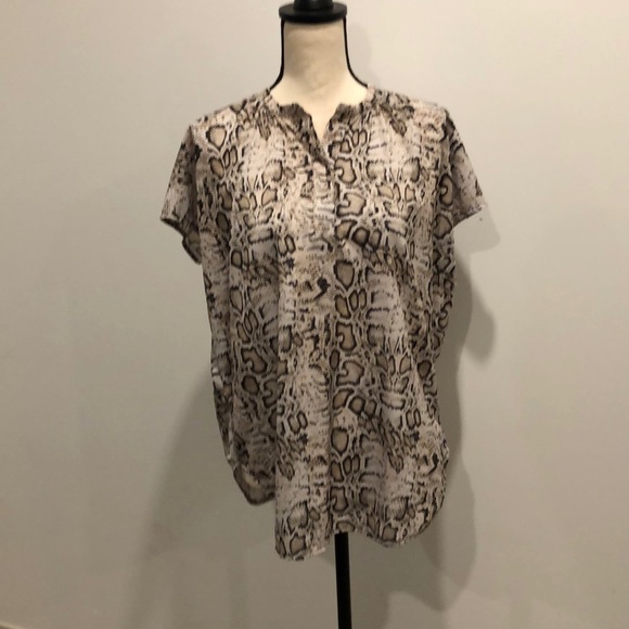 Halston snake print top V neck SZ  M - Picture 1 of 6